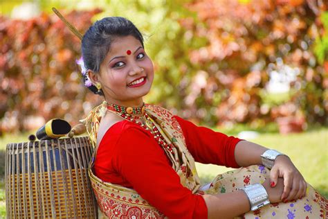Assamese Girl In Traditional Attire Posing With A Dhol Pune Maharashtra Photo Image