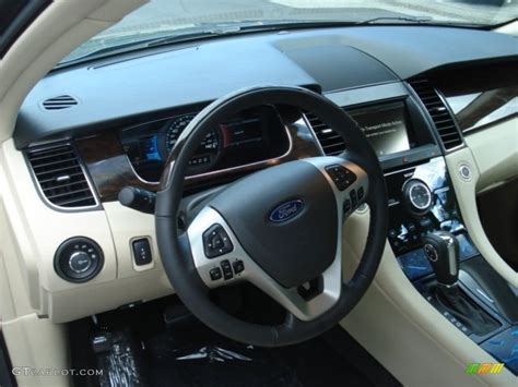 2013 Ford Taurus Limited Interior Photo 70670323