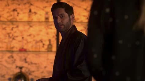 Auscaps Tom Ellis Shirtless In Lucifer 4 10 Whos Da New King Of Hell