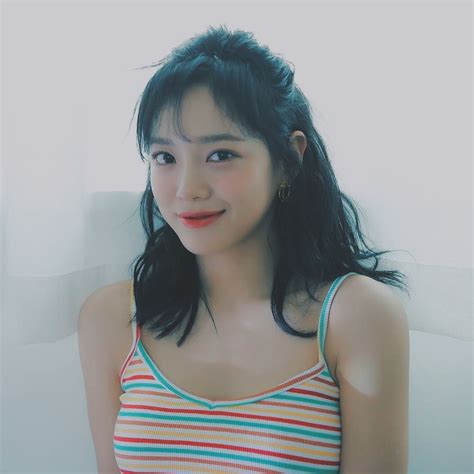 Kimsejeong Officialkimsejeong Clean0828 Gugudan Ioi Instagram