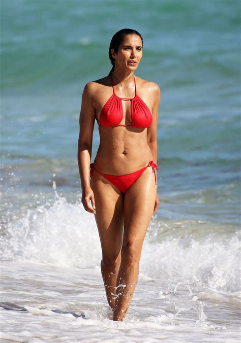 The Hottest Celebs Over 40 In Swimsuits Photos And Fitness Tips Us Weekly