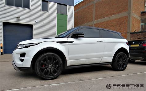 Range Rover Evoque With Custom Finished ‘smokey Black Alloy Wheels