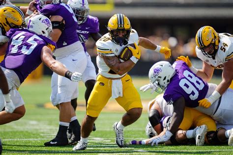Missouri Tigers Rb Cody Schrader Missouri Tigers Need To Build A Rhythm On Offense Against