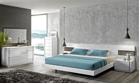Jandm Amora Contemporary White Lacquer And Natural Wood Veneer King Size
