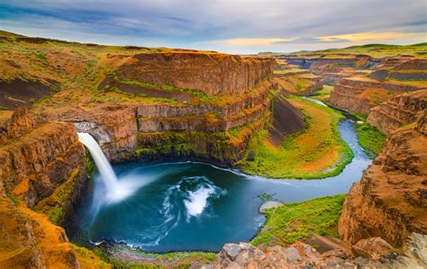 The word 'canyon' has a spanish origin with many being found in the united states while europeans prefer to use the term gorge. 20 Most Beautiful Places in the United States