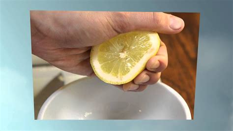How To Squeeze A Lemon Without A Juicer In 5 Simple Steps Youtube