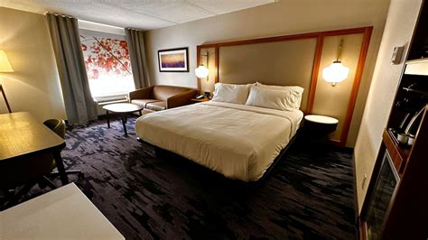 Newmarket Hotel And Suites Newmarket Ontario Ca