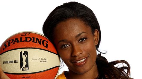 Espnw Chicago Sky Star Swin Cash Traces Love Of Basketball Back To