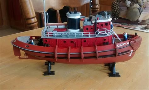 Harbour Tug Boat Plastic Model Ship Kit 1108 Scale 05207