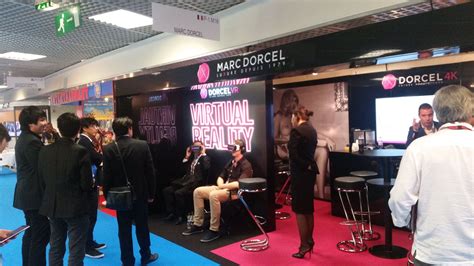 tw pornstars 2 pic marc dorcel twitter c est la queue au stand dorcel au mipcom pour