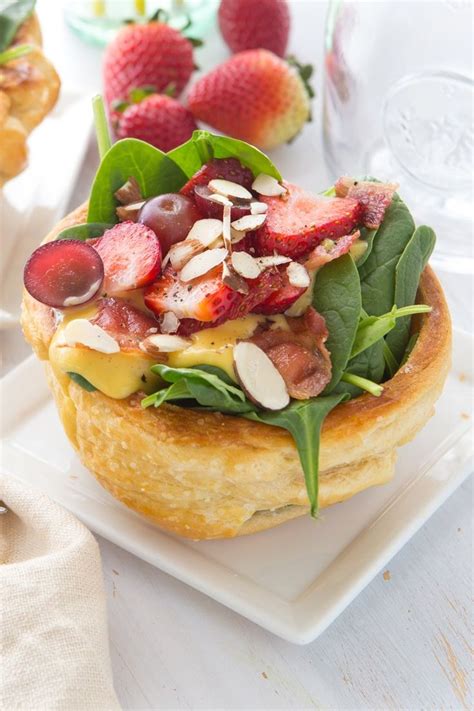 6 Mini Crescent Bread Bowls With Bacon Spinach And Strawberry Salad