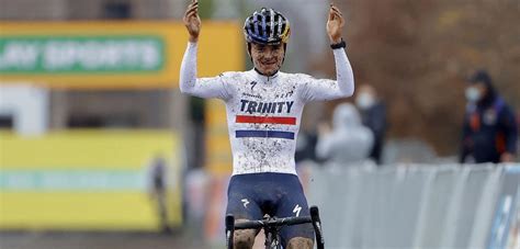 Also on the show, a brand new you might know the name tom pidcock, but do you know the real 20 year old tom from leeds? Tom Pidcock en Evie Richards voeren Britse WK-selectie aan ...