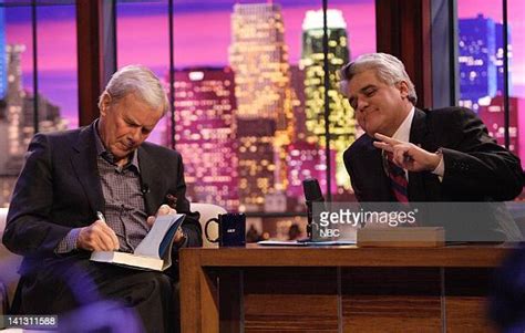 Tom Brokaw Signs Photos And Premium High Res Pictures Getty Images