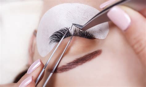 Lash On® Semi Permanent Eyelashes Fill The Elizabeth Grady Companies