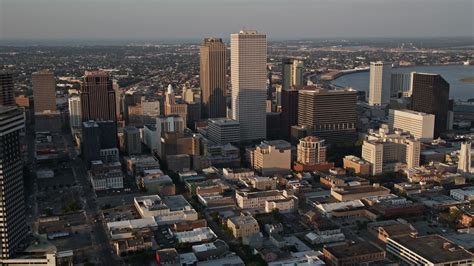 5k Stock Footage Aerial Video Of Plaza Tower And Downtown New Orleans