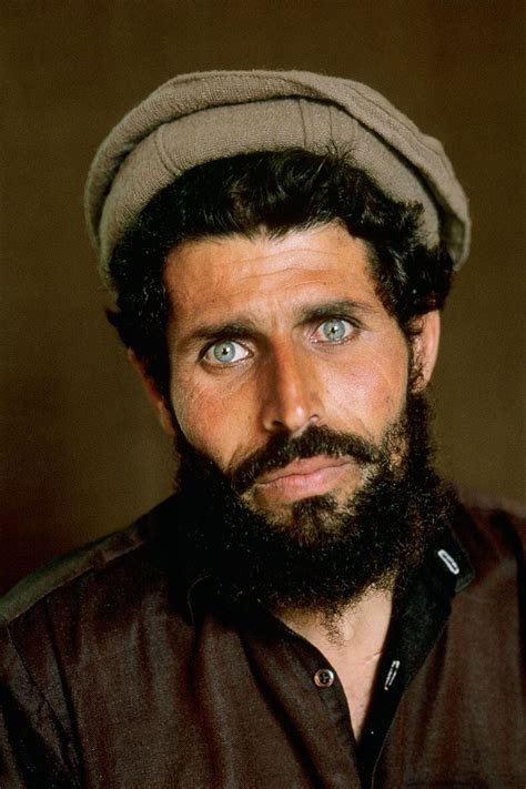 Peshawar Pakistan Steve Mccurry Steve Mccurry Most Beautiful Eyes Afghan Girl