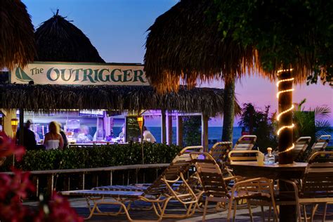 Tiki Bar At Sunset The Outrigger Fort Myers Beach Fort Myers Beach Florida Fort Myers