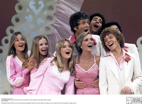 brady bunch hour sing sm bionic disco