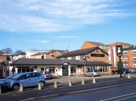 The Victoria In Aigburth Vale © Raymond Knapman Geograph Britain And