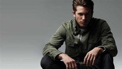 Adam Senn For Industrie