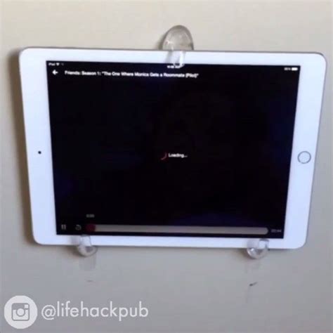 ЛайфХак On Instagram Как повесить планшет на стену Ставь Лайк