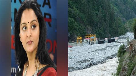Manju Warrier And Team Caught Stuck In Himachal Due To Flood News In