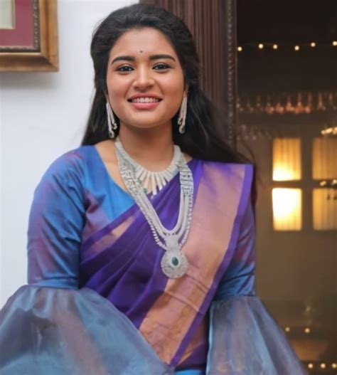 Sembaruthi Shabana Traditional Photos Actress Latest Photoshoot