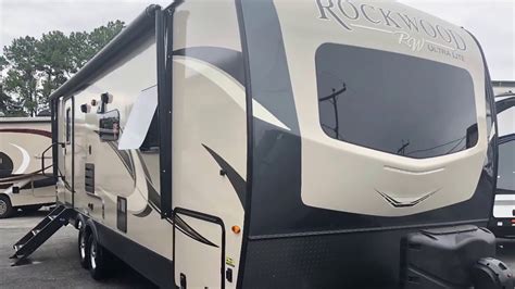 New Look 2020 Forest River Rockwood Ultra Lite 2606ws Travel Trailer