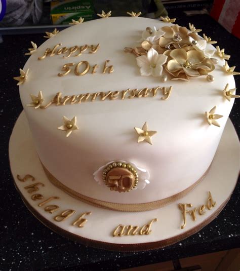 Check out inspiring examples of anniversary_cake artwork on deviantart, and get inspired by our community of talented artists. Golden Wedding Anniversary cake | Golden wedding ...