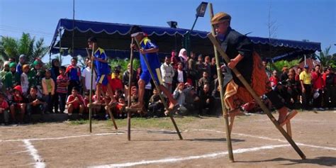 Gelanggang gasing gambar 4.38 : Permainan Egrang yang Hampir Punah Halaman 1 - Kompasiana.com
