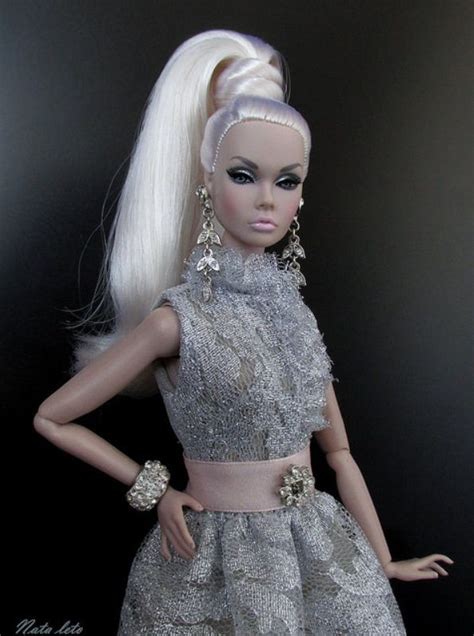 Poppy Of Out Of This World Nata Leto 38631 Fashion Dolls Glamour