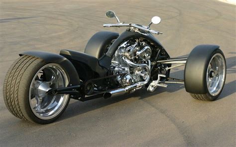 Harley Davison Trike Love The Matt Black Color And The Wheels In The Front Harley