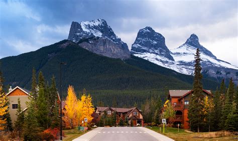 Canmore Alberta Holidays 2020 And 2021 Canadian Affair