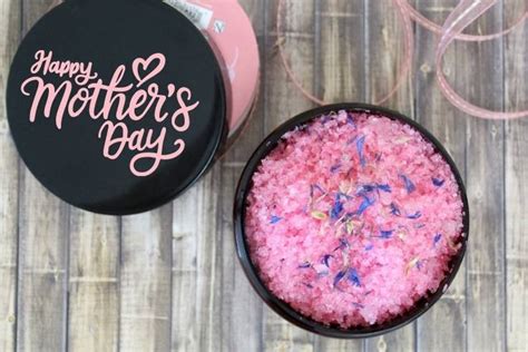 Best Mother S Day Gifts Ideas To Diy Soap Deli News