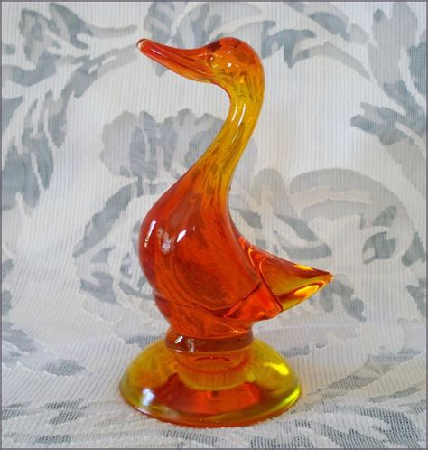 Viking Glass Amberina Orange Duck Figurine Offered By Ruby Lane Shop Susan S Selections Via