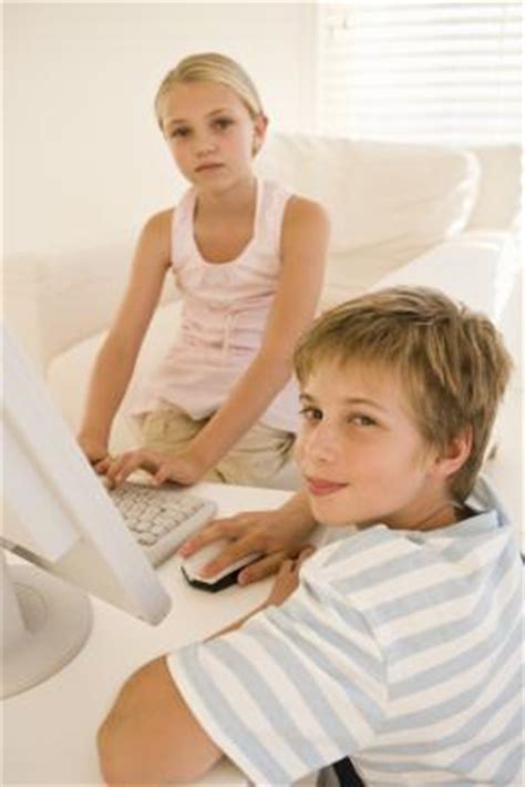 Последние твиты от hot boys(63k) (@hotboysfire). Can Teenage Boy and Girl Siblings Share Rooms? | Our ...