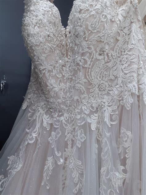 Stella York 6959 Sample Wedding Dress Save 50 Stillwhite