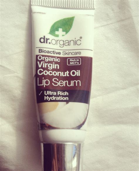 You can also use coconut oil on its own to prevent the ends of your hair from drying out. Happy Healthstyle : QUICK REVIEW: Dr. organic Virgin ...