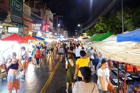 5 Best Markets And Night Markets In Chiang Mai Where To Go Shopping Like A Local In Chiang Mai