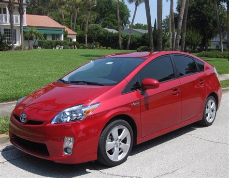 There's only one version of the 2010 prius, with a standard abs, stability control, and traction control. Toyota Prius 1.8 G TOURING SELECTION 2010 - Cars - PakWheels Forums