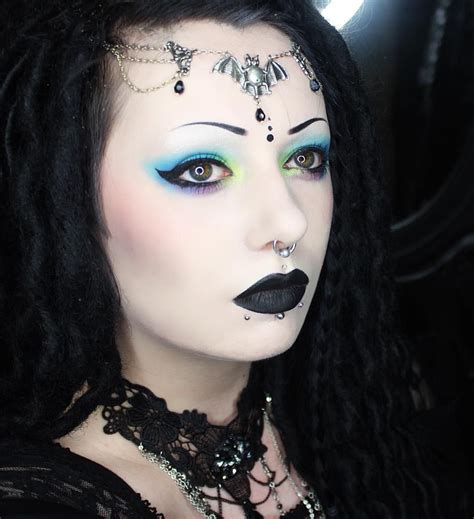 Reeree Phillips Photo Goth Makeup Hair Makeup Gothic Images Gothic