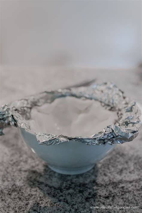 Diamantene hochzeit torte diamond wedding cake diamantene hochzeit festliche torten hochzeitstorte. Essbarer Super Glue | Rezept in 2020 | Diamantene hochzeit ...
