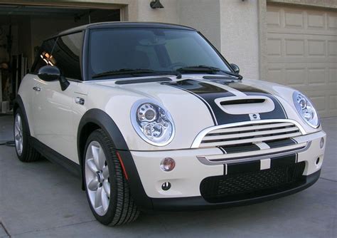 2010 Pepper White With Black Totally Rally Stripes Mini Cooper White