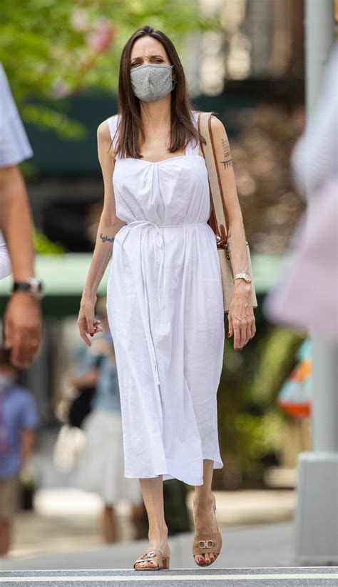 7 Wardrobe Basics Angelina Jolie Wears On Rotation Who What Wear
