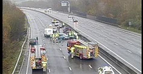 Get traffic updates on bay area and san francisco traffic before you head out with abc7. Live M25 traffic updates as 8 vehicle crash brings traffic ...