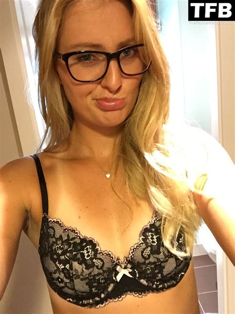 Kristina Mladenovic Sexy Leaked The Fappening 21 Photos LiveXGirls