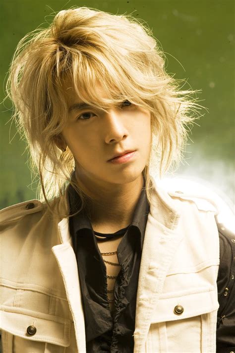 It's much easier than it looks to accomplish, and it can actually be done on any type of hair as long as it has some length. Donghae(Super Junior) with long hair | Donghae super ...