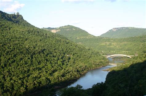 Vale do Rio das Antas  Mapa do Mundo