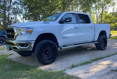 2021 Ram 1500 With 20x10 25 Arkon Off Road Caesar And 35125r20