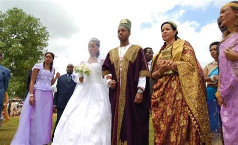 Weddings Of The World 7 Unique Traditions From Different Cultures